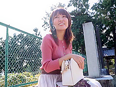 0000936_三十路のスレンダー日本人女性が人妻NTRセックス