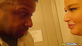 2 sexy sluts get analfucked by IR dude