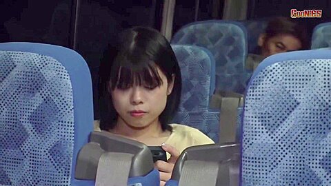 530dg-180 Strong In The Night Bus 4 People #04