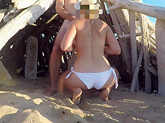 A Plage On Se Cache Pour Baiser A Labris Des Regards Des Baise Parfaite Sex Outdoor