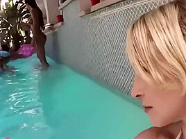 Alex Legend And Alix Lynx - Pool Party Lynx