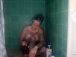 Amateur Older Woman With Big B