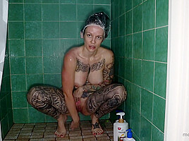 Amateur Older Woman With Big B