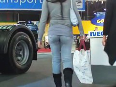 Amazing street candid filmed by an man