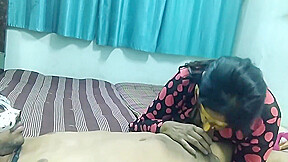 Ammi Jaan Ki Hawas Mitane Ke Liye Beta Khud Ko Bola Ammi Jaan Aap Mere Dost Ke Sath Sex Karlo