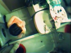 An enticing vid of a floozy in the shower