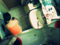 An enticing vid of a floozy in the shower