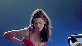 Anne Hathaway - Havoc 2005