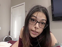 Apologizes With Her Teenage Pussy With Harmony Wonder