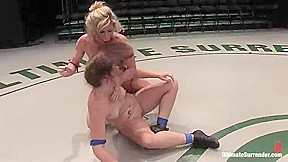 Ariel 'the Assassin' X (0-0) Vs Savannah 'the Cupcake' West (0-0) - Kink