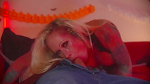 Ashley More Meidenvanholland Bbc Halloween