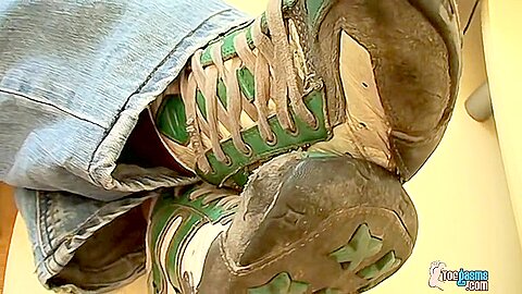 Asian Boy Feet Sticky With Cum - Sasha