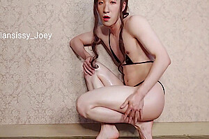 Asian Sissy Femboy Rubs Muscular Body With Oil