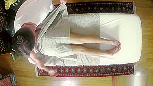 Asian babe enjoys massage