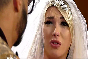 Aubrey Kate - Trans Bride Deep Anal Fuck By Her Fiancee 6 Min