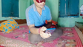 Bangali Pinki Vabi Ko Paros Ki Davor Ne Sath Mast Choda Or Lund Ka Pani Vabi Ki Boobs Ke Upor Out Kiya