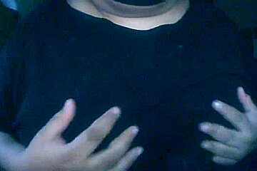 Bbw Titties Playing And Massaging