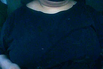 Bbw Titties Playing And Massaging