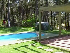 Beach Volly Boys - Swimmingpool Fun