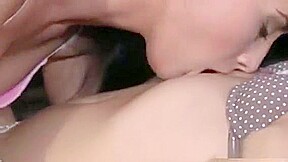Beautiful Lesbians Fingering Lesbos Licking