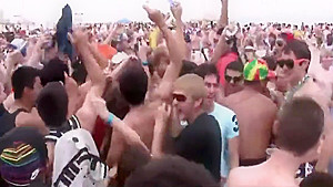 Beautiful naked blonde kiss, twerk, in a beach party