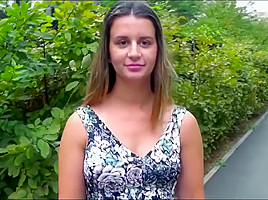 Belle Blonde De 20 Ans Se Fait Prendre