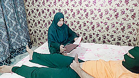 Big Naturals - Muslim Hijab Girl Caught My Dick Jerking Off