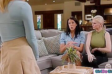 Big Tits Stepmoms Licked By Stepdaughter 2