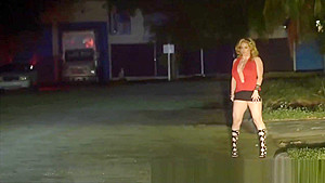 Bisexual Milf Policewomen Fuck Arrested Street Crawler