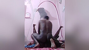 Biwi Ko Raat Mein Nanga Karke Choda Chopadya890