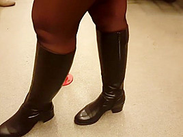 Black pantyhose 3