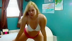 Blonde PAWG twerking on livecam