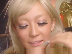 Blonde asian babe gets a warm cum facial