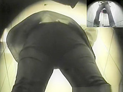 Blonde girl with chubby ass peeing