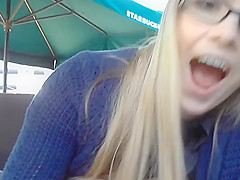 Blonde public play