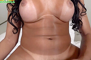 Brazilian Transsexual: Sexy Kelly Mello Is Back In Great Solo