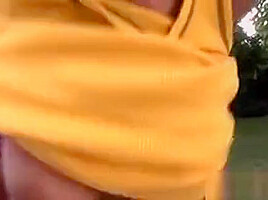 Busty Babe Gives Wonderful Blow Job With Her Sexy Mouth