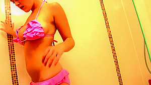 Busty Brooke lets you watch her wash in the shower