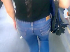 Caminando