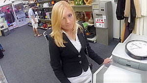 Cash needing milf on her knees sucking cock