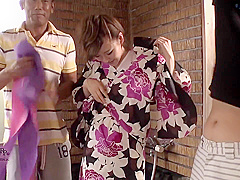 Catwalk Poison Dv 27 Hot Spring Cream Pie Trip: Shio With Yui Uehara