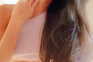 Cheep Looking Amateur Milf Brunette Vannah