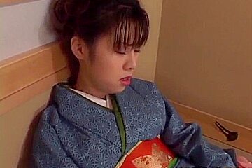 Chinatsu Nakano doing her hairy - More at hotajp com