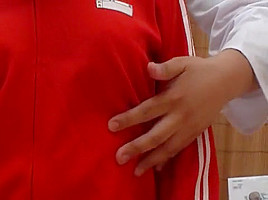 Chiropractor on Women Volleyball Player