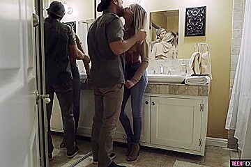 Chloe Temple In Temple Of Thight Jeans