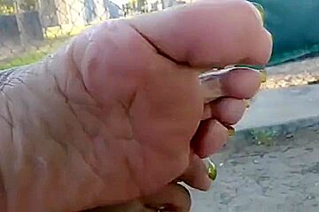 Cinnamon spicyy Smelly feet