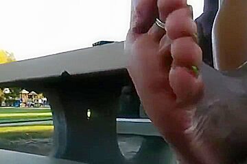 Cinnamon spicyy Smelly feet
