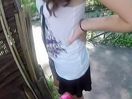 City trip blowjob in the park