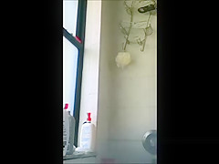 Close-up shower spy