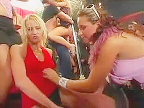 Club Chicks Fuck In Public